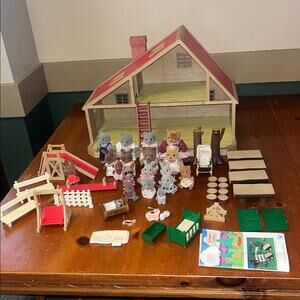 Vtg 1985 Sylvanian Familes Red Roof Cottage +Furniture + Animals Calico Critters